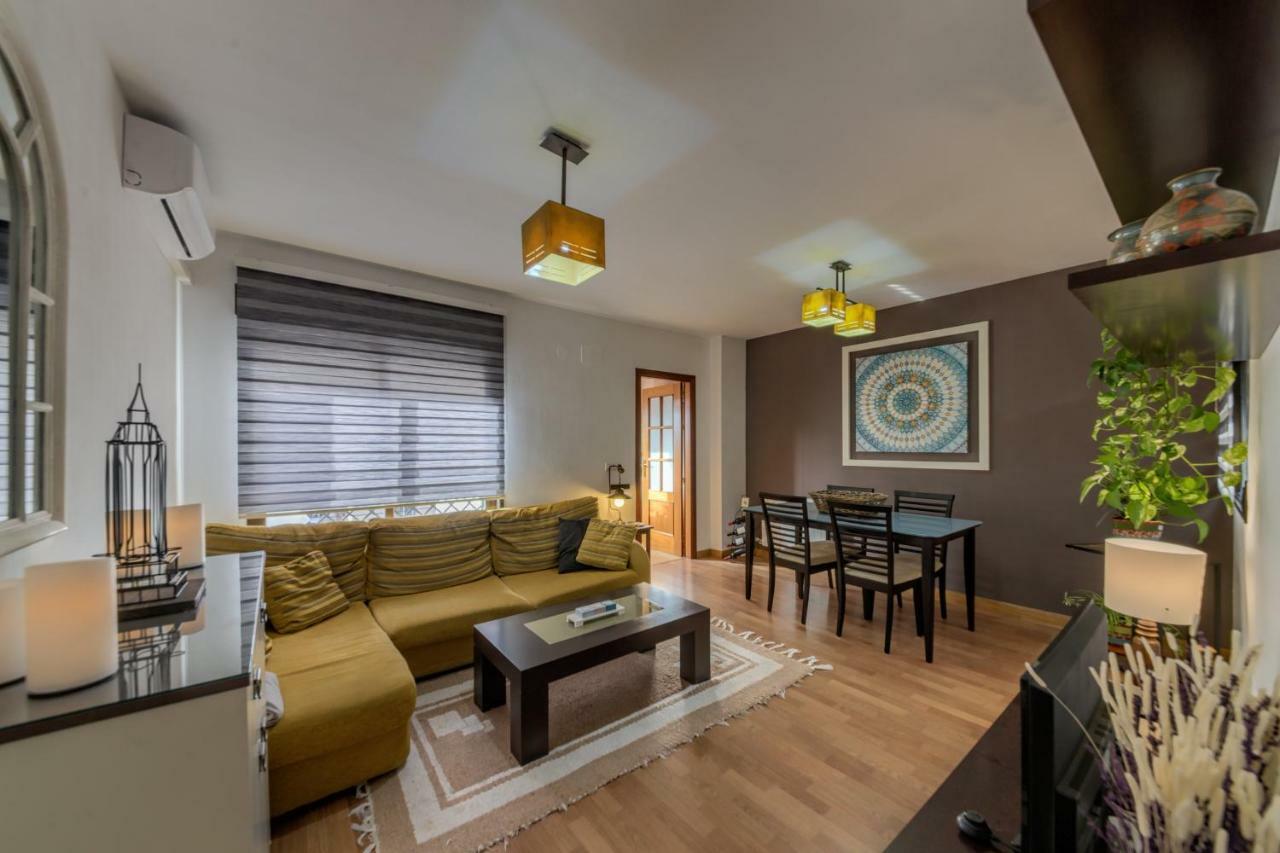 Apartamento Con Encanto En Granada, La Zubia Bagian luar foto